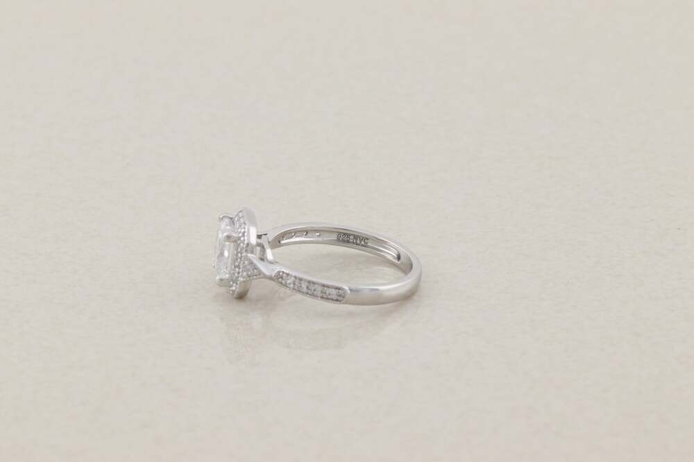 Sterling Silver Sparkly Cubic Zirconia Ring Engagement Ring Size 8 1/4 - Picture 8 of 8